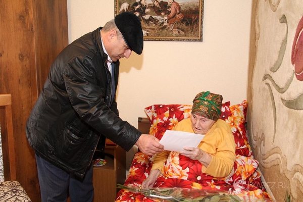 Президент РФ Владимир Путин поздравил ветеранов района с юбилеем