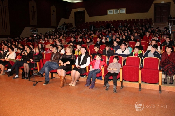 Детская театральная труппа из Кабардино-Балкарии выступила в Хабезском районе