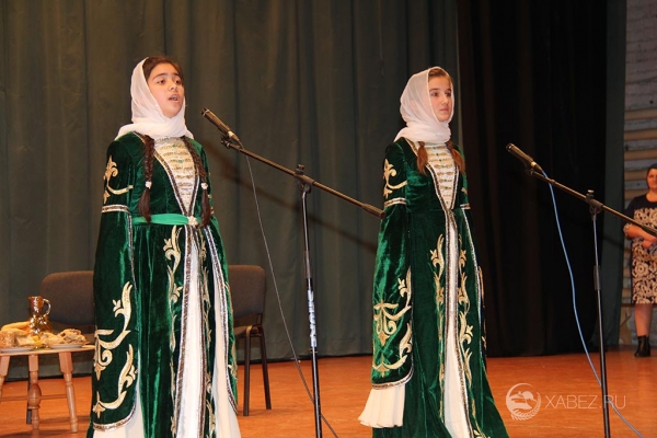 В а.Хабез прошёл районный фестиваль "ЩIэблэмрэ хабзэмрэ"
