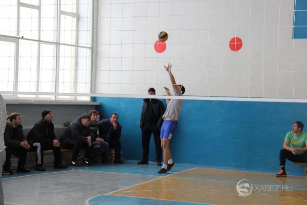 В Хабезе прошел турнир по волейболу памяти Ахмеда Молова