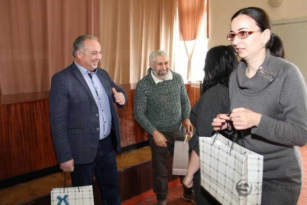 В Хабезском районе поздравили мужчин с Днём защитника Отечества