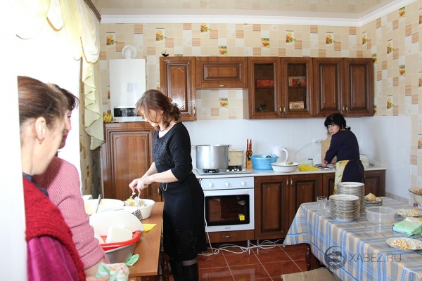 Семья Озроковых из Хабеза справила новоселье в новом доме