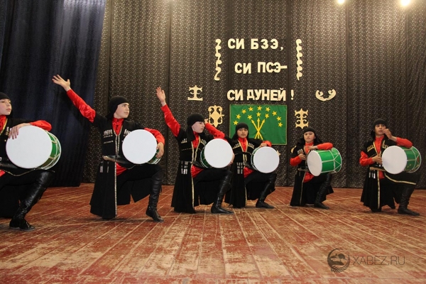 В районе прошел фестиваль «Язык мой, душа моя, мой мир», посвященный Дню черкесской письменности