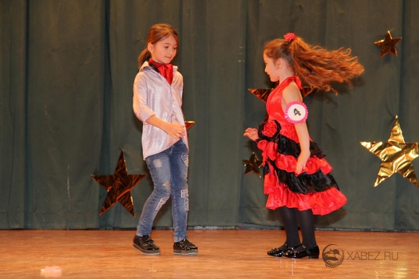 В Хабезе прошел фестиваль-конкурс самодеятельного детского творчества «Мини-Мисс»