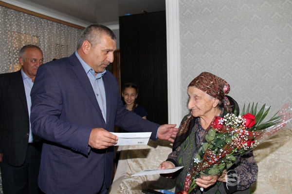 Президент Российской Федерации поздравил с 90-летием ветерана из а. Жако