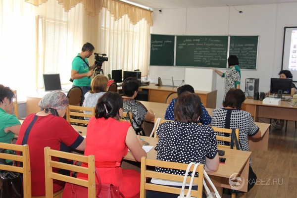 Проведены семинарские занятия для учителей среднего звена и старших классов