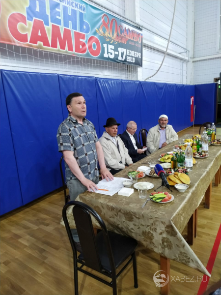 В коллективном ифтаре 3 июня 2019г. в а. Малый Зеленчук приняло участие около 300 человек