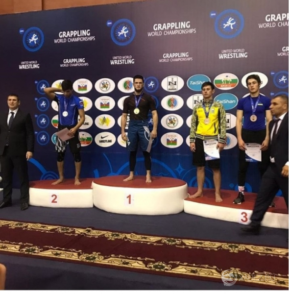 Шамиль Байчоров стал победителем Первенства мира по грэпплингу среди молоде ...