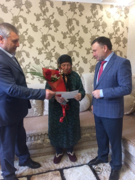 15 января  2020  труженицу тыла Добагову  Жанатхан  Аминовну поздравили с 95-летием