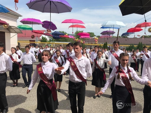 22 мая во всех школах Хабезского муниципального района прошли торжественные ...