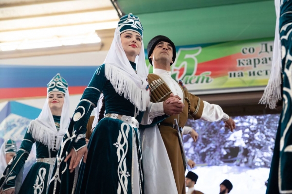 Ровно 65 лет назад реабилитированный карачаевский народ сделал первые шаги по возвращению на родную землю