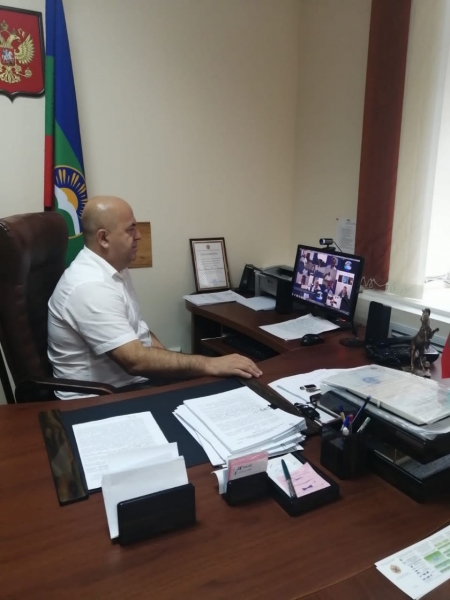 Заместитель Главы администрации Хабезского муниципального района Рамазан Унежев принял участие в ВКС