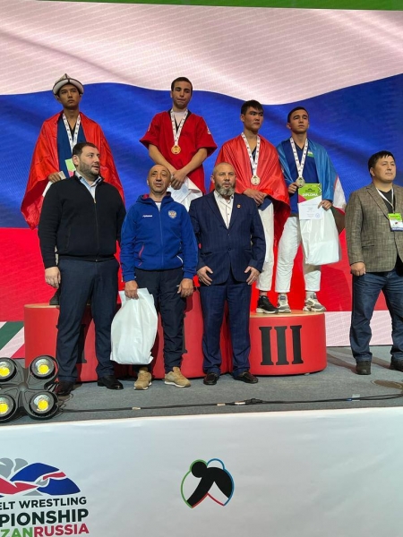 Пять золотых медалей завоевали борцы Карачаево-Черкесии на первенстве мира по борьбе на поясах