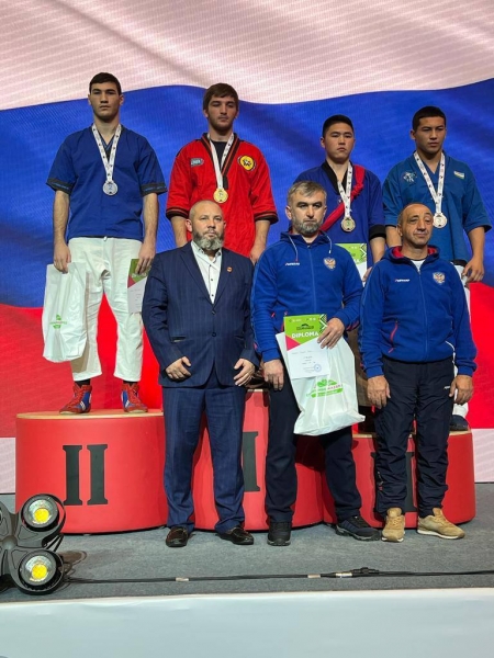 Пять золотых медалей завоевали борцы Карачаево-Черкесии на первенстве мира по борьбе на поясах