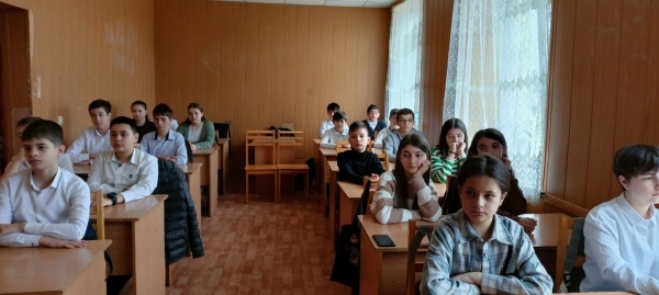 Сегодня, 20 марта 2023 года, в МБОУ "СОШ а. Хабез им. Арашукова Р.Р.", среди учащихся 7 "б" кл.
