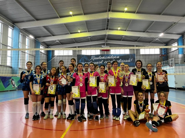 15 апреля в г. Ставрополь состоялся открытый турнир по волейболу среди девушек 2007-2008 г.р.