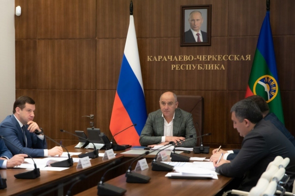 Глава КЧР Рашид Темрезов принял участие в заседании Президиума (штаба)