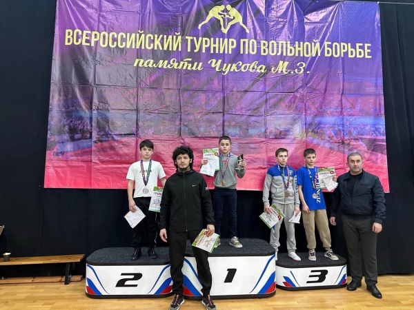 Пьедесталы и технические результаты первого дня Всероссийских отборочных соревнований по вольной борьбе